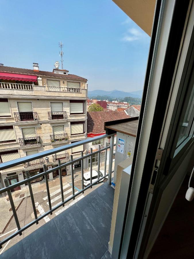 Fernandez Vega 3 Apartment Ponteareas Luaran gambar